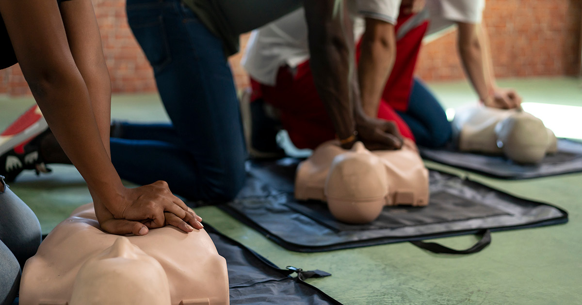 Conducting_CPR_Dummies