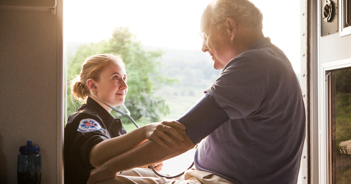ems_helping_elderly_man ems_helping_elderly_man